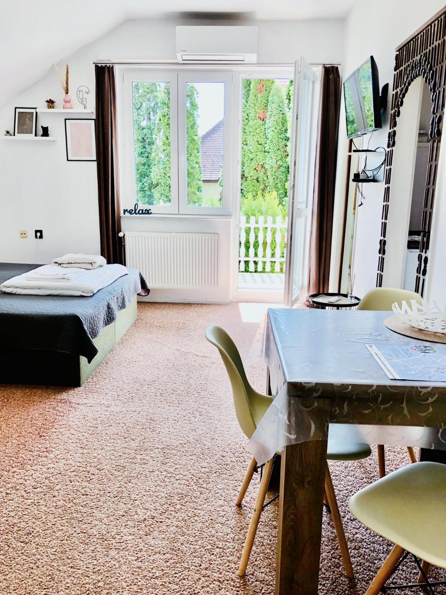 Villa Aura Hévíz Exteriör bild